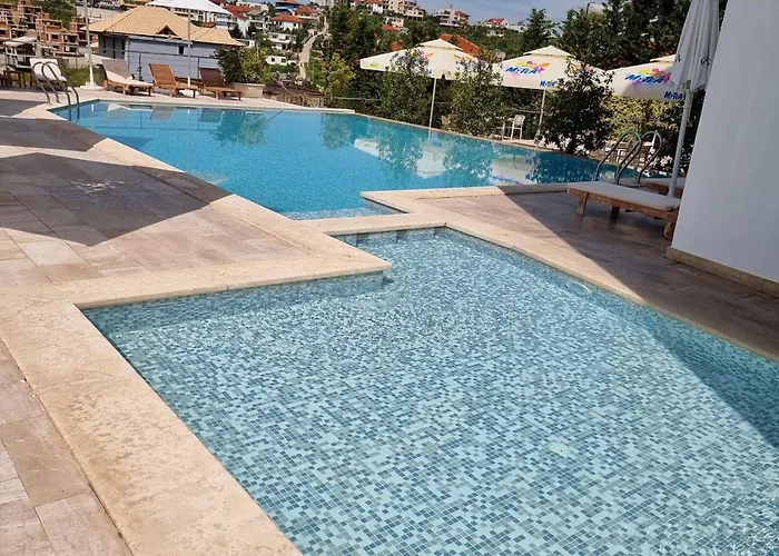 Golden Ring Resort