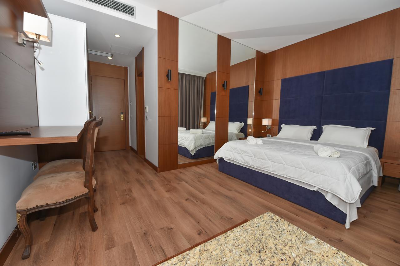 Golden Ring Hotel Farke e Madhe
